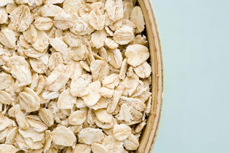 Oatmeal peeling for rejuvenation